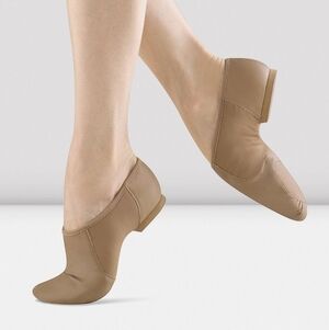 NWOT Bloch Ladies Neo-Flex Slip On Leather Jazz Shoes